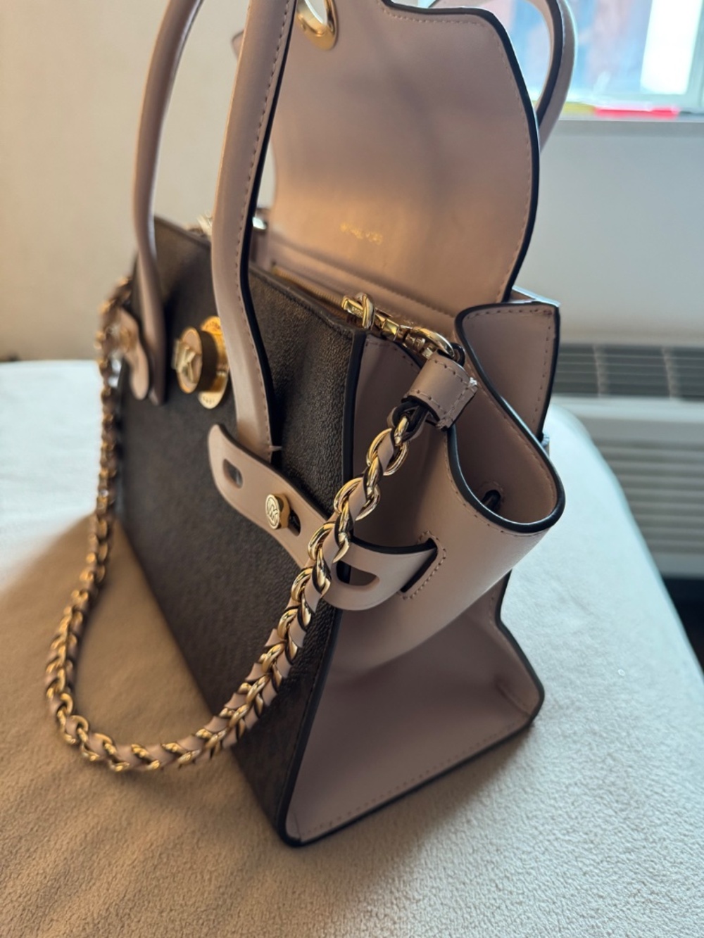 Michael Kors Carmen Satchel - Picture 4 of 6